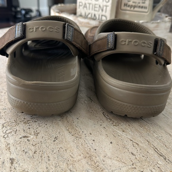 CROCS Yukon Vista Clog Sz 15 Men’s flexible faux leather Velcro strap Tan Brown - Picture 14 of 16
